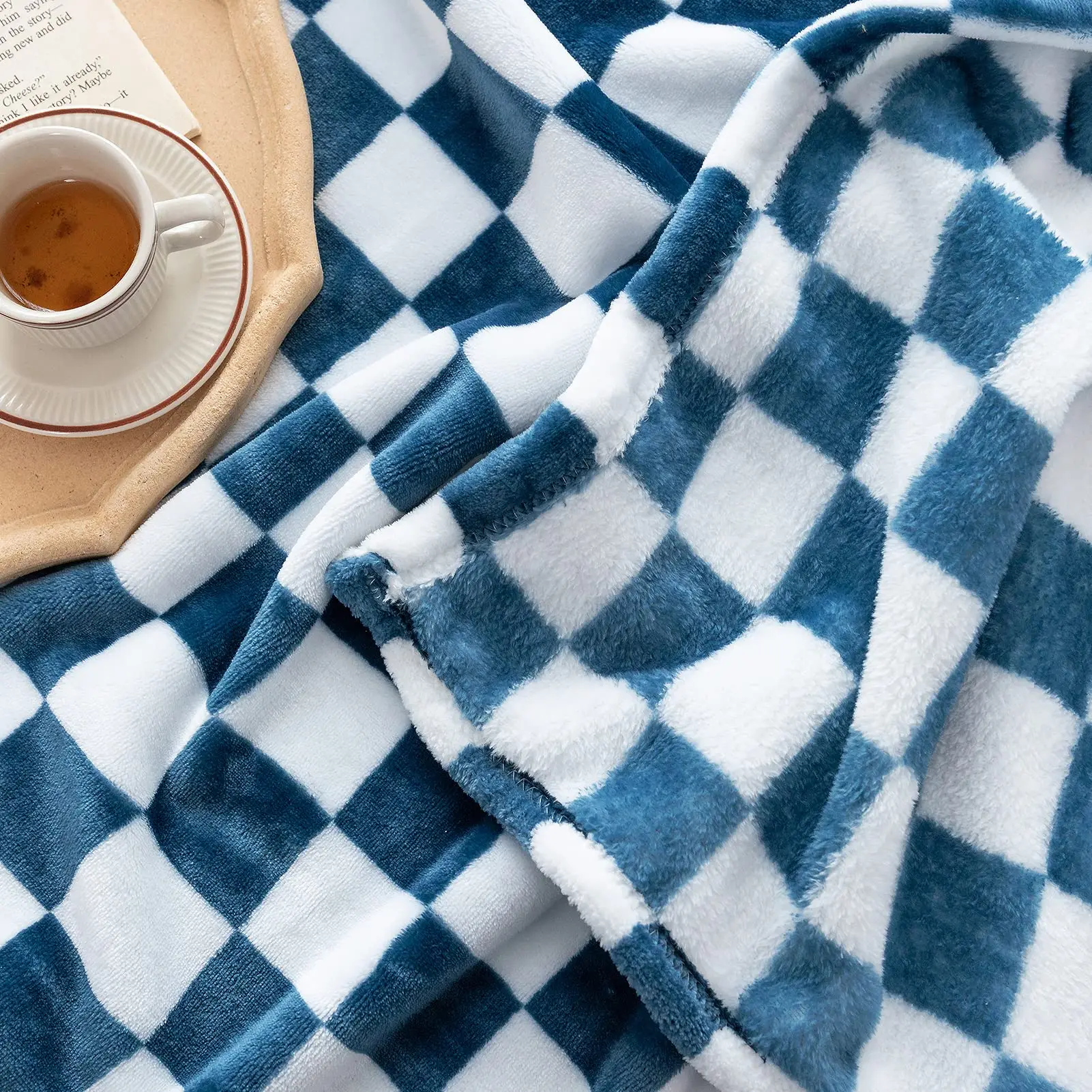 Flannel Throw Blanket Checkerboard Grid Pattern Soft Luxurious Warm Cozy Blanket for Couch Bed Sofa All Seasons Khaki