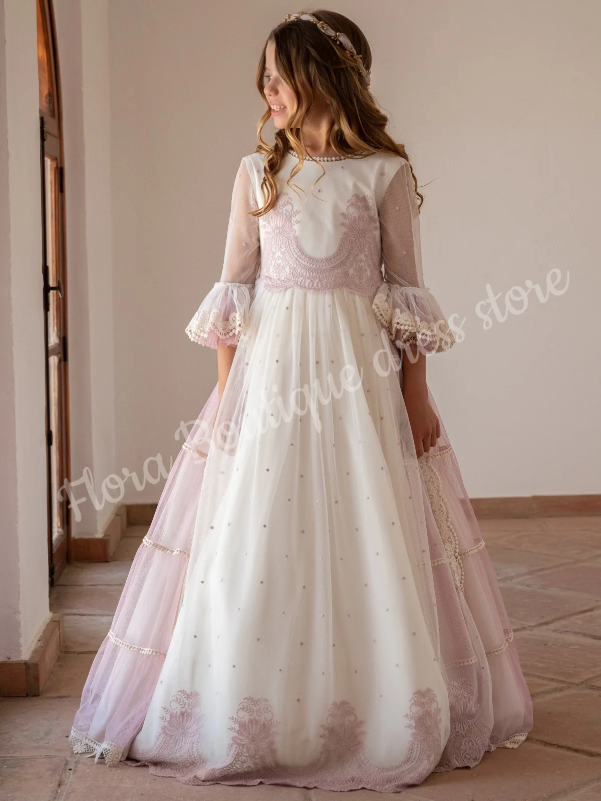 تنورة شيفون بيضاء على شكل حرف a مزينة بأكمام طويلة فستان فتاة الزهور لحفلات الزفاف وأعياد الميلاد الرسمية وحفلات التواصل الأول