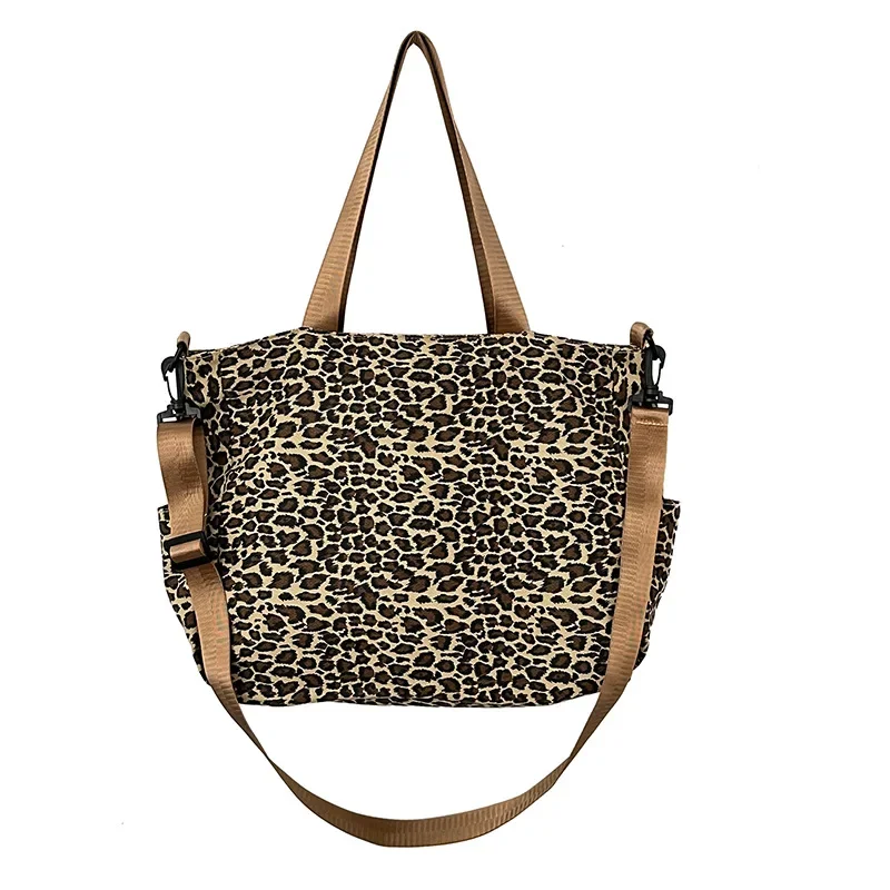 Nuova borsa a tracolla da donna borsa per la spesa Casual con stampa leopardata borsa Tote in tinta unita moda europea e americana di grande capacità