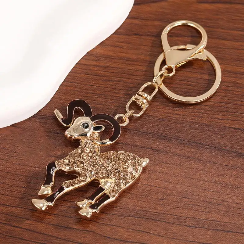 1 Stück Ziegen-Schaf-Strass-Schlüsselanhänger aus Legierung, Kristall-Tier-Schlüsselring, Taschenanhänger für Autoschlüssel, Geschenk für Frauen zum Geburtstag – Detail 10