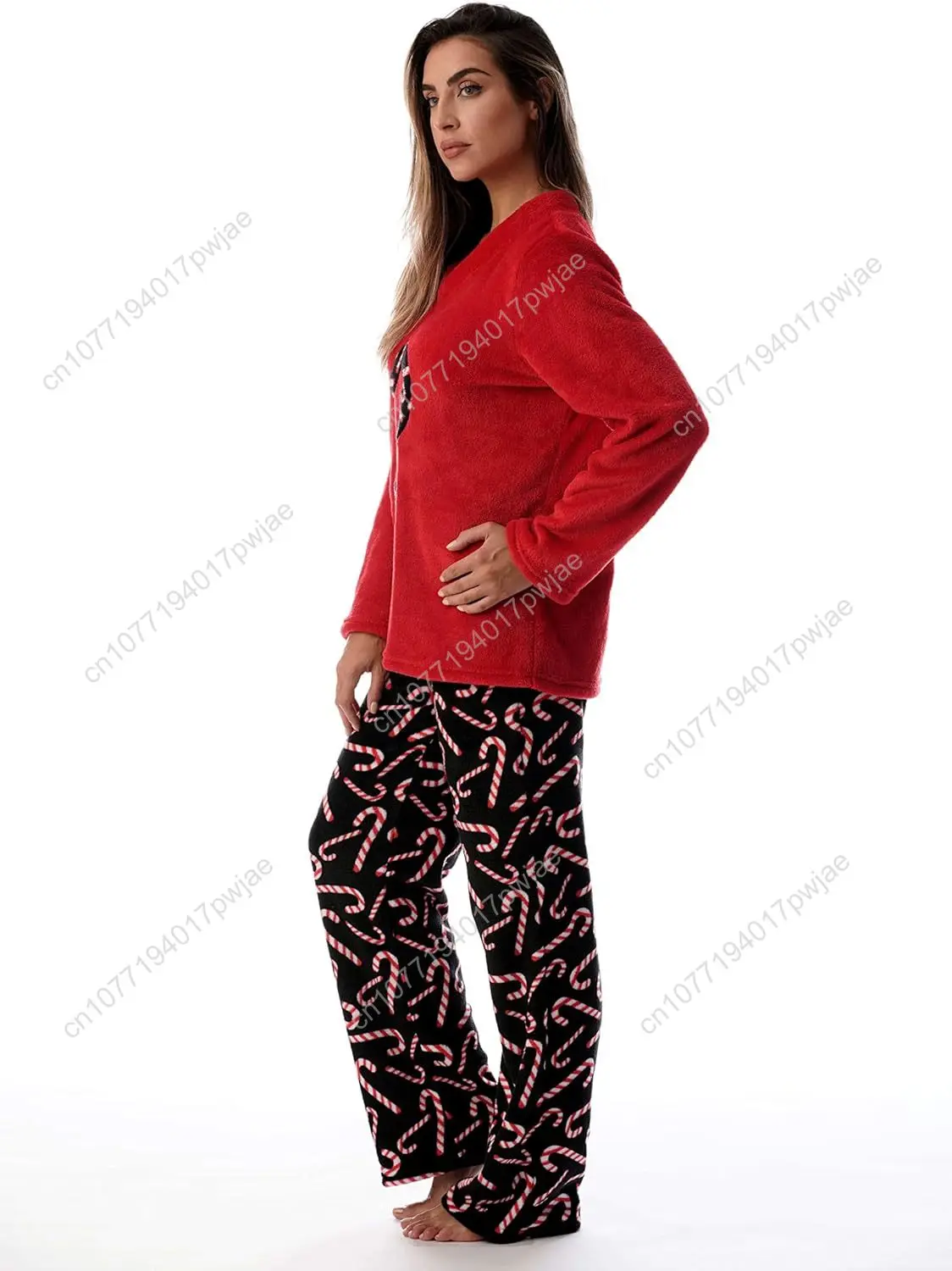 ชุดนอนผ้าพลัฌสำหรับผู้หญิงที่น่ารัก