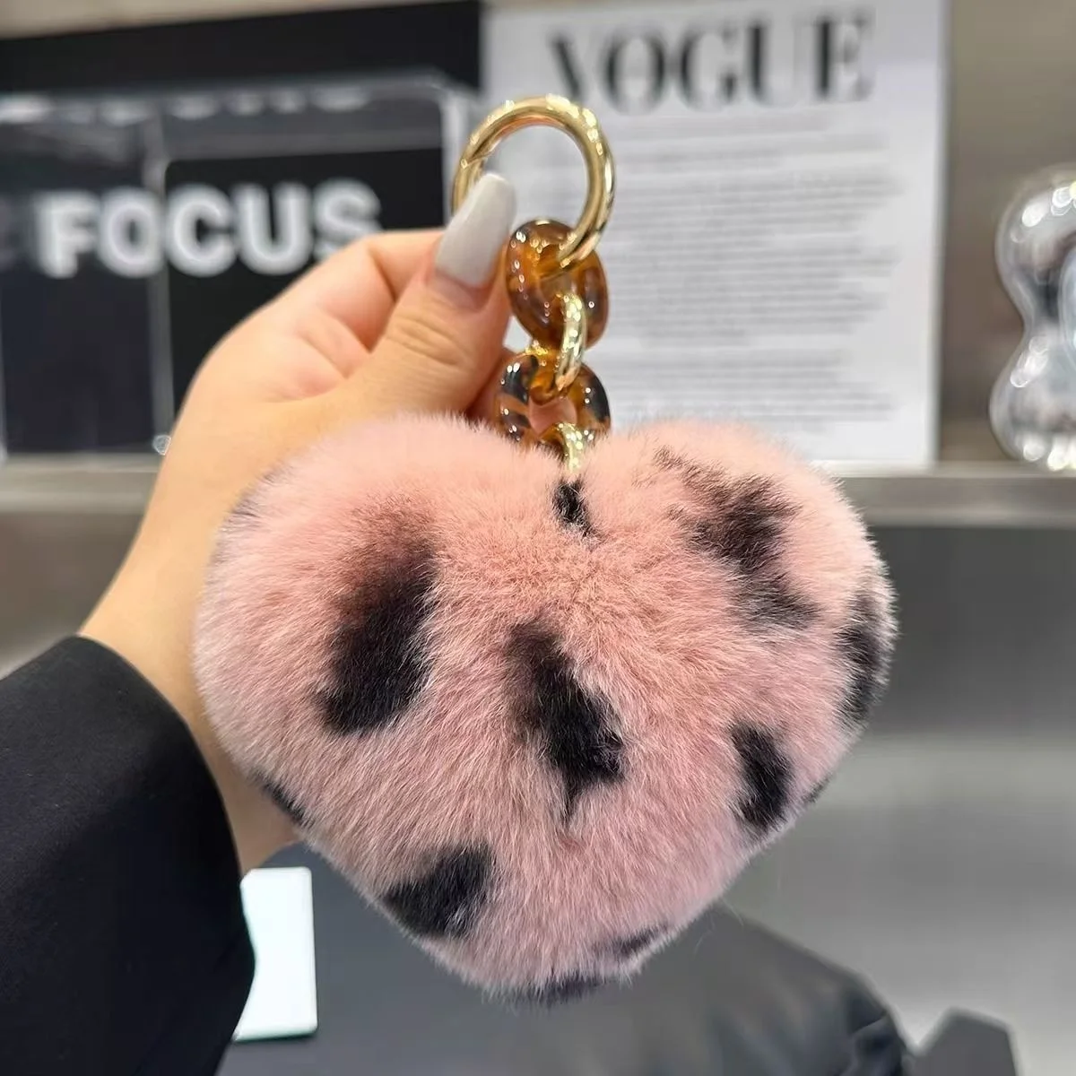 

Роскошный брелок из натурального кроличьего меха в форме сердца, подвеска для ключей от машины, плюшевая игрушка-шарик, украшение для сумки, высококачественные подвески из натурального кроличьего меха