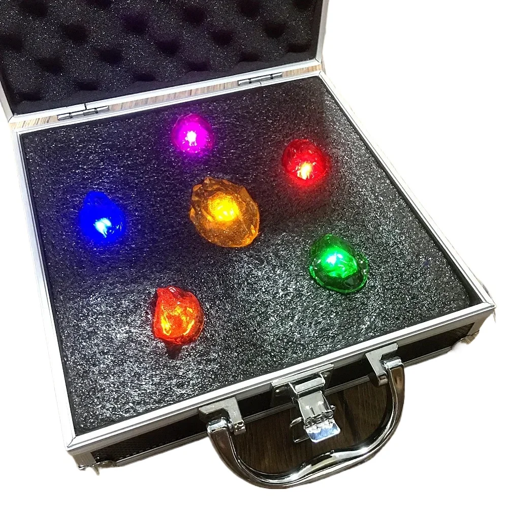 

[Marvel] Very cool 1:1 Scale Super hero Thanos Infinity Gauntlet Gloves with LED Light Gem in box Cosplay Costume party gift