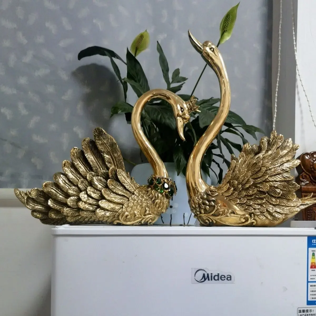 Brass love swan storage plate red wine rack ornament high-end home decoration