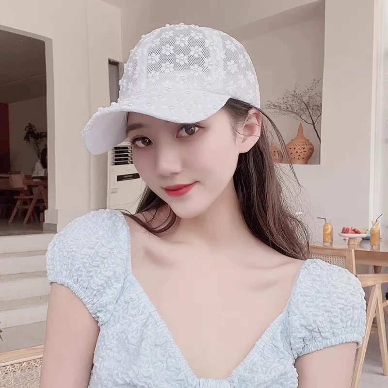 Pink Lace Baseball Cap for Women: Lightweight, Breathable, Versatile, Fashionable, Pearl-Adorned Sun Protection Cap