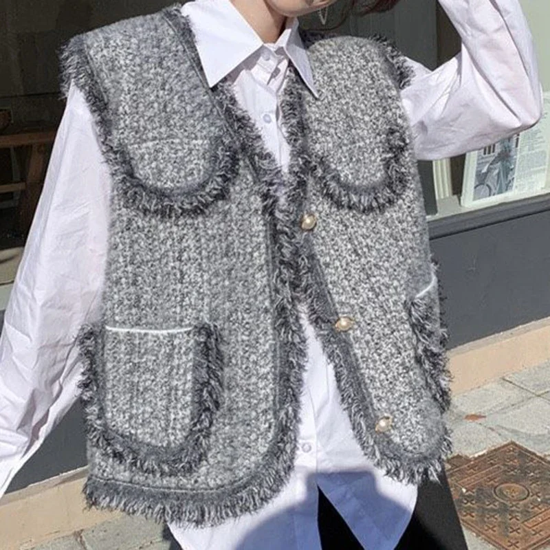 

Small fragrance grey tassel vest jacket female 2024 new autumn and winter new short imitation mink velvet knitted vest