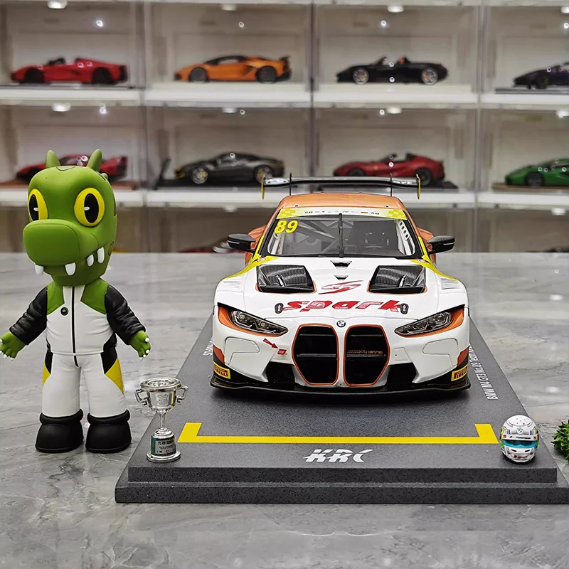 신제품 1:18 1:43 스파크 2024 Krc M4 Gt3 89 그랑프리 스페셜 인젝션 시뮬레이션 레진 미니어처 레이싱 모델 장난감 장식품