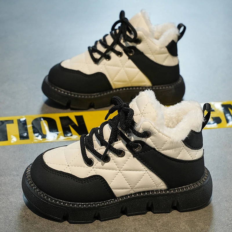 

Fashion Girls Casual Shoes 2025 New Winter Thicker Warm Black Cotton Shoes Sports shoes for antiskid wear-resisting students
