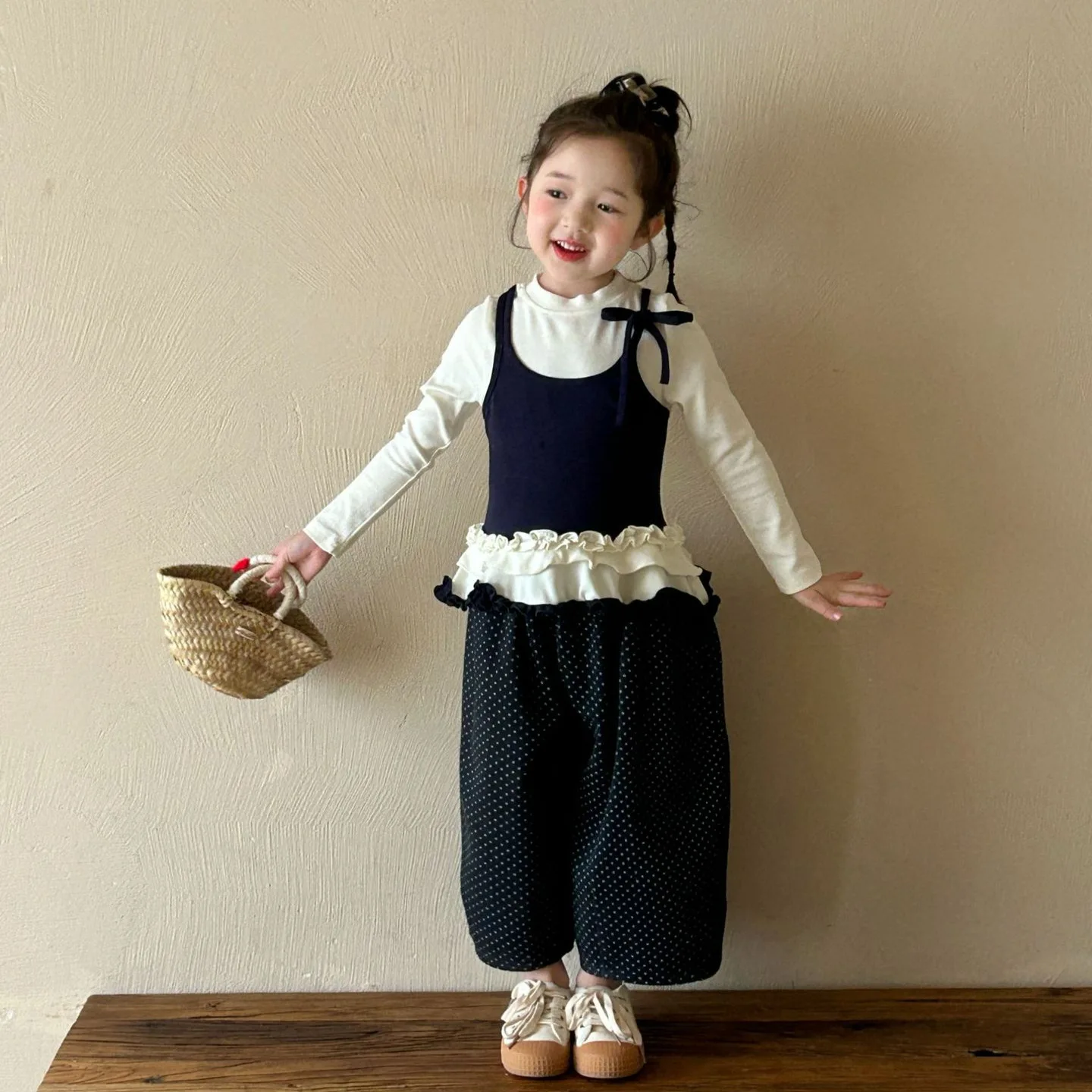 

2025 Autumn New Children's Clothing Girls Ballet Lace Suspender Two-piece T-shirt Polka Dot Set