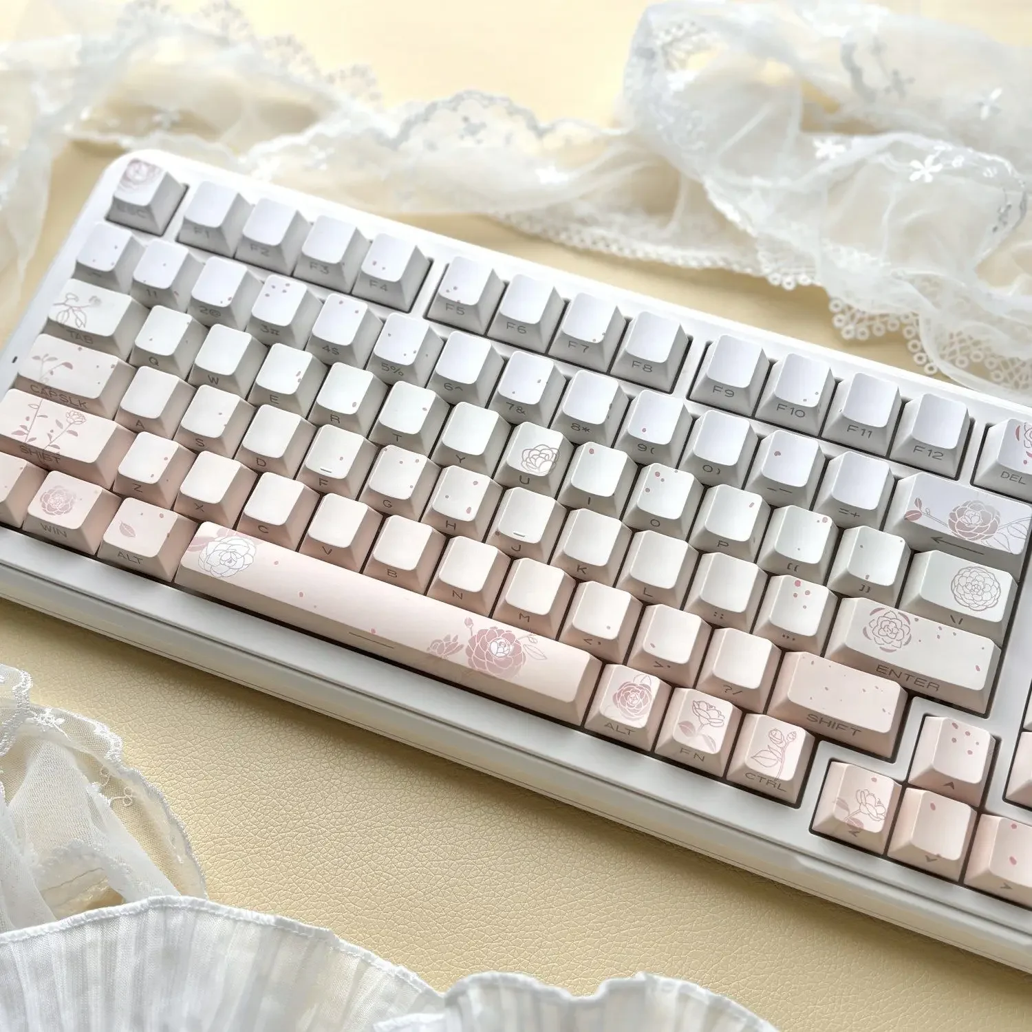 

Endless summer fog jasmine fog butterfly blue gradual change side engraved light mechanical keyboard keycap