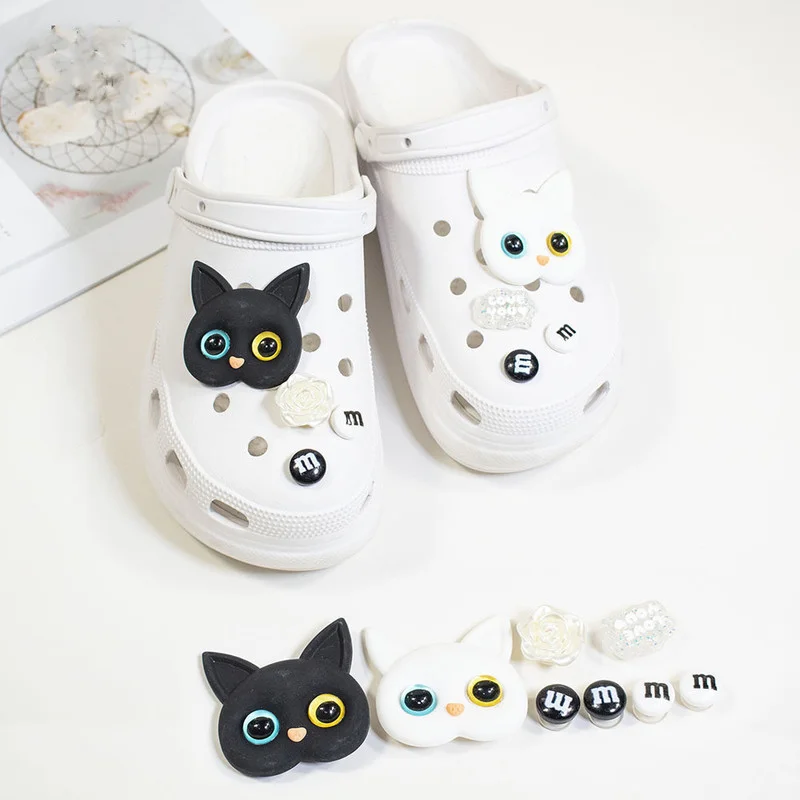 Cute Cartoon Cats Hole Shoes Shoe Charms Accessories Shoe Buckle Lovely Rabbit 3D Shoe Flower DIY Shoes Decorations