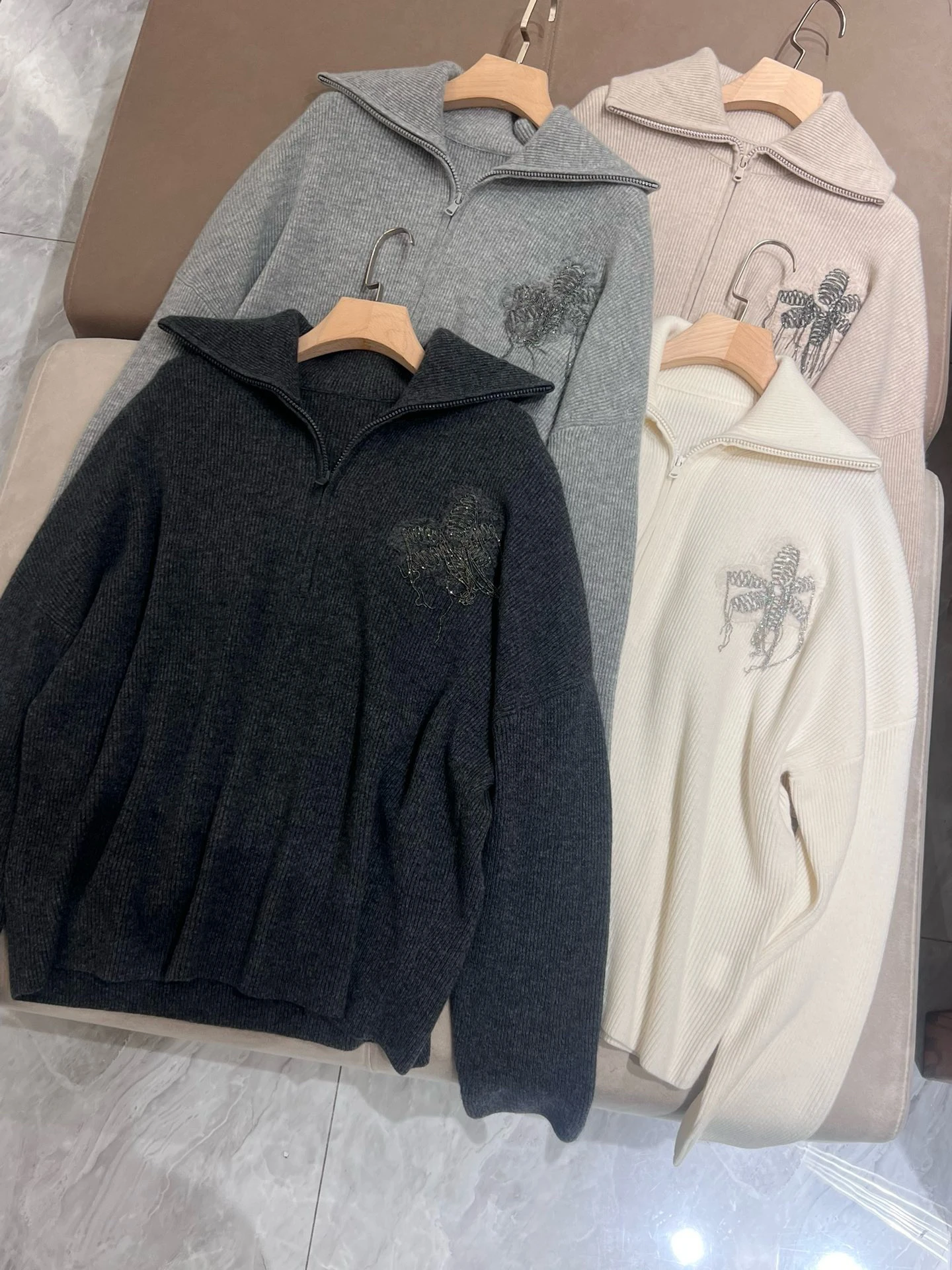 Bequemer f-Reißverschluss Camere Strickwaren Damen Pullover Pullover Faionable Casual Long Sve Netie Frühling Herbst Tragen