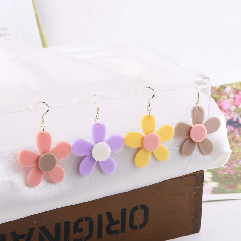 1 Buah Diy Perhiasan Aksesori Ins Permen Berwarna Daisy Fruta dengan Gaya Yang Sama Hyun Niche Retro Bunga Buatan Tangan Pesona