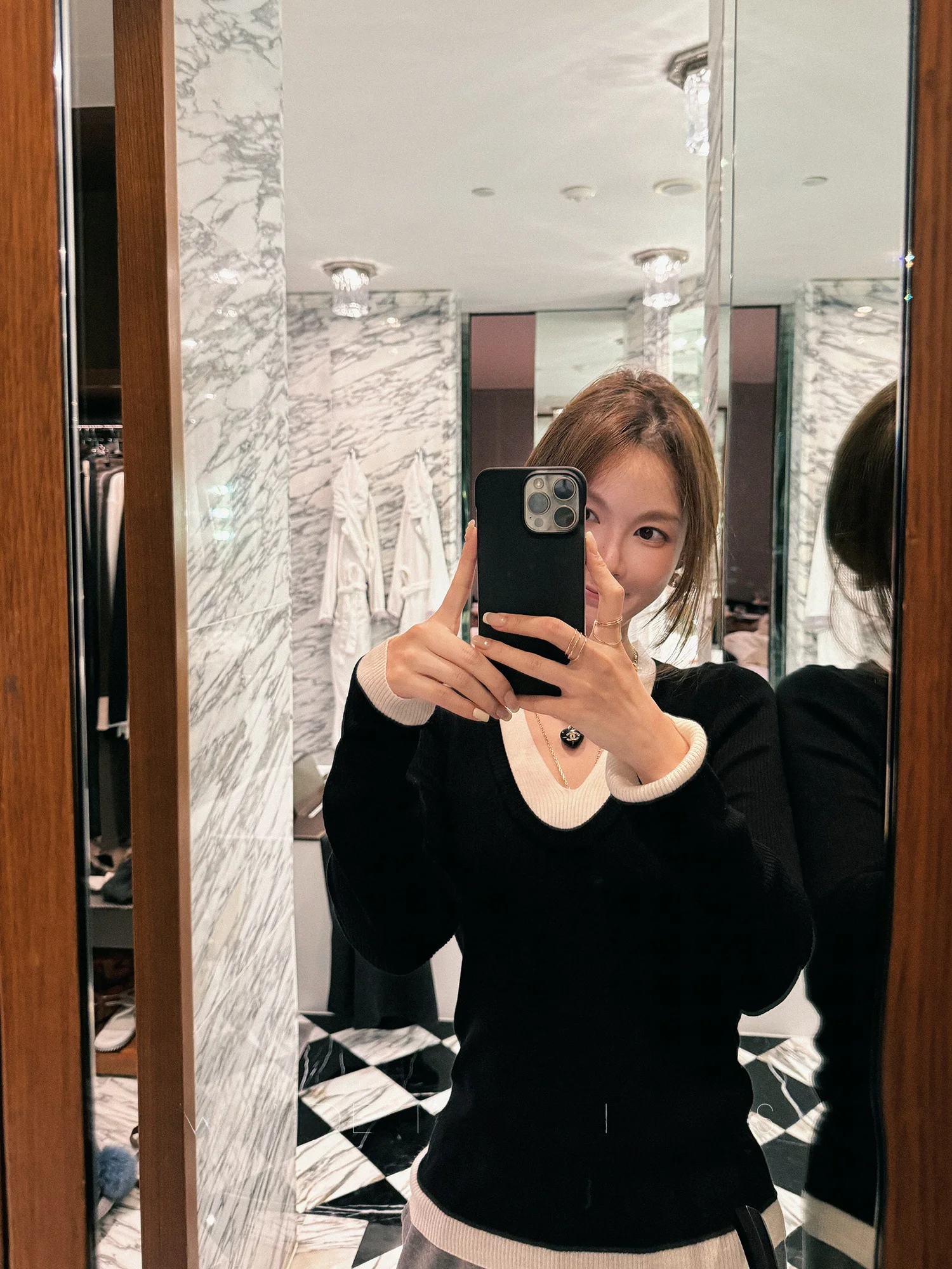 

Soft Wool Blend Knit Top in Assorted Colors Women's Slim Fit Sle Padded Collar Long Sve Casual Wear for Commuting