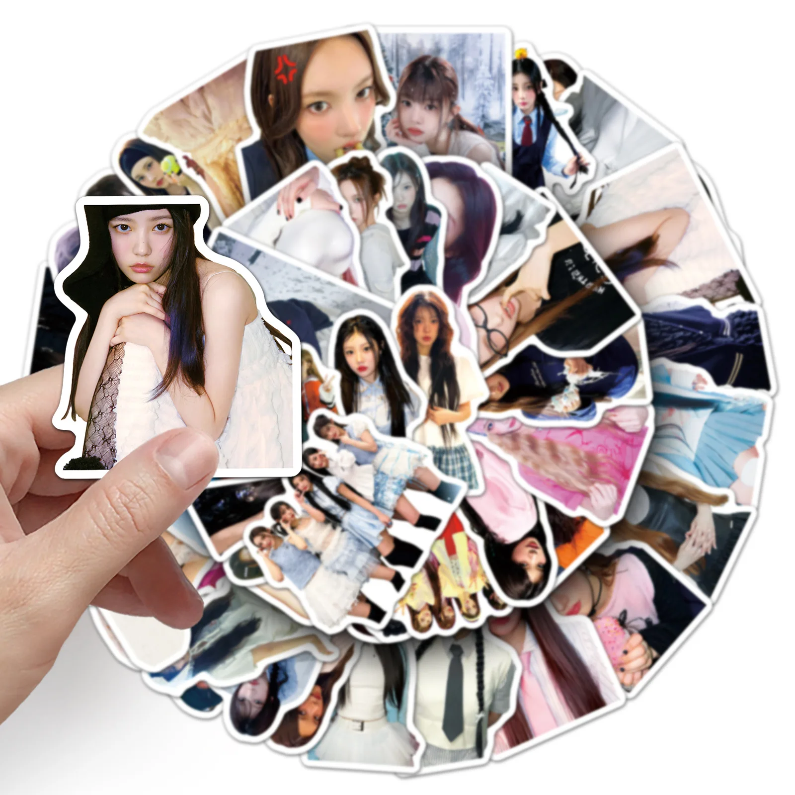 10/50PCS Kreative ILLIT Südkorea Mädchen Gruppe Wasserdichte Aufkleber Dekoration DIY Notebook Mobile Gitarre Koffer Graffiti Spielzeug