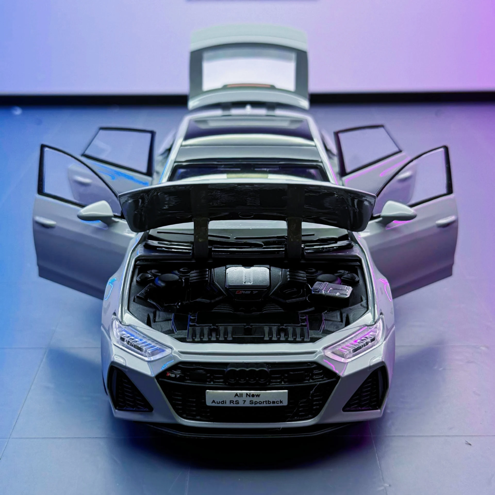 

Car model 1:24 Audi RS7 alloy car sound and light model ornament recommended as a gift for boys