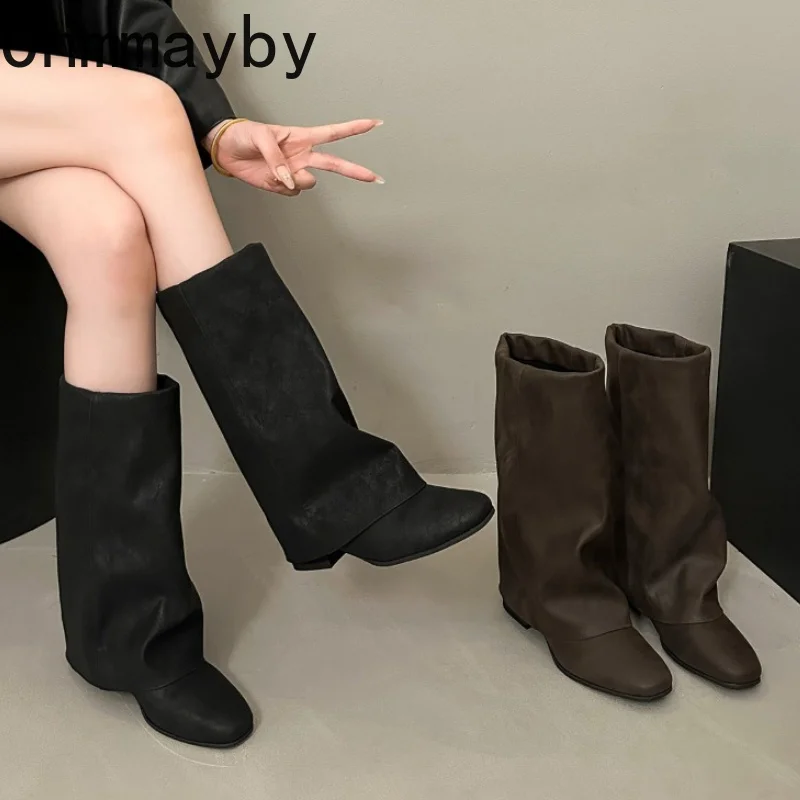 Damen Stiefel mit mittelhohem Schaft, Vintage-Quadrat-Absatz, Alltags-Lederstiefel, 2026 Neue Herbst-Winter Moderne Damen-Booties