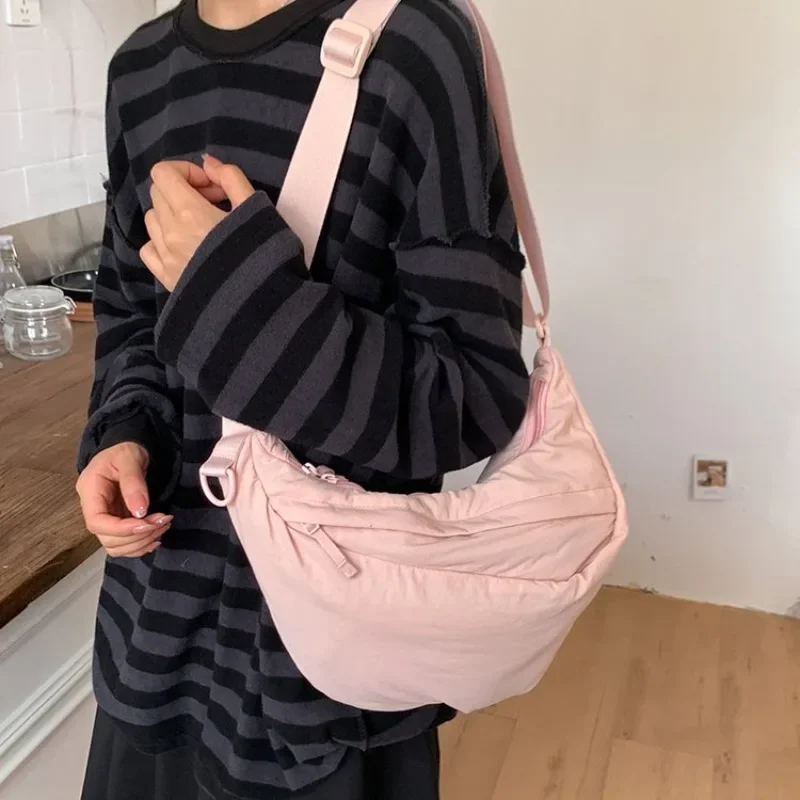 2026年ハイエンドファッションレザークロスボディバッグ女性用ハンドバッグデザイナーショルダートートバッグスクエアおむつバッグ