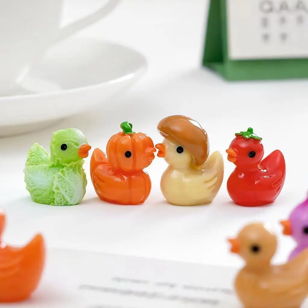 10pcs Cute Veggie Duck Beads, Car Dashboard Ornaments, Desktop Decor, Cake Decor Backpack Charms, Random Color