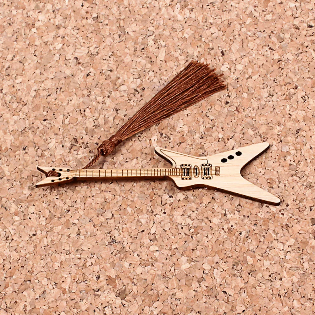 

Bamboo Bookmark Creative Guitar Shape Eco-Friendly Page Marker Decorative Bookmark for Readers Students Graduation Gift
