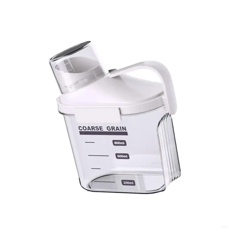 G92C ABS Plastic Animal Treats owner With Leakproof Feature Convenient For Travel And Home Use