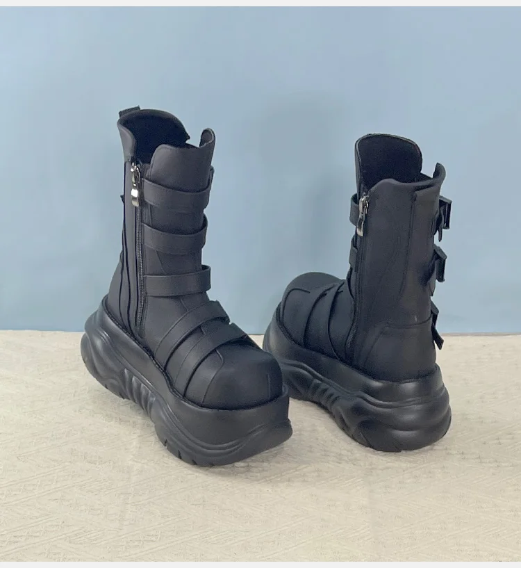 

Thick-soled Women's Autumn and Winter Metal Punk Style Spice Girls Heightening Short Round Head Trendy Cool Motorcycle Boots 7cm