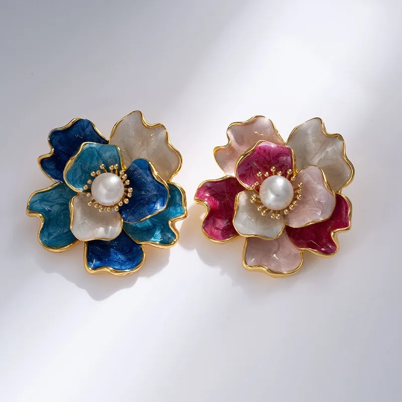 Peony‑Shape Enamel Brooch With Freshwater Pearl Elegant Lapel Pin Gift for Mom Daily Costume Ornament