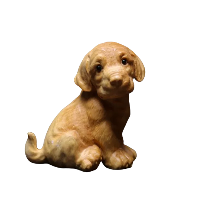 Authentic lobular boxwood carved cute pet golden retriever dog zodiac play hand piece exquisite ornament