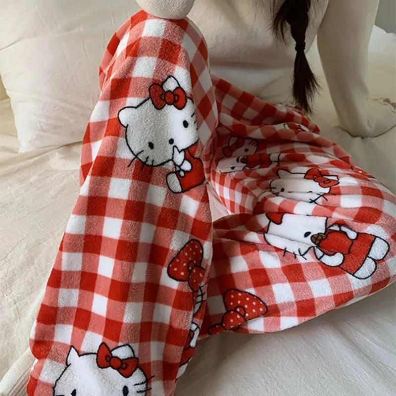 Sanrio Hello Kitty flanella pigiama donna Kawaii lana Cartoon Casual casa pantaloni autunno e inverno abbigliamento donna ragazza regalo