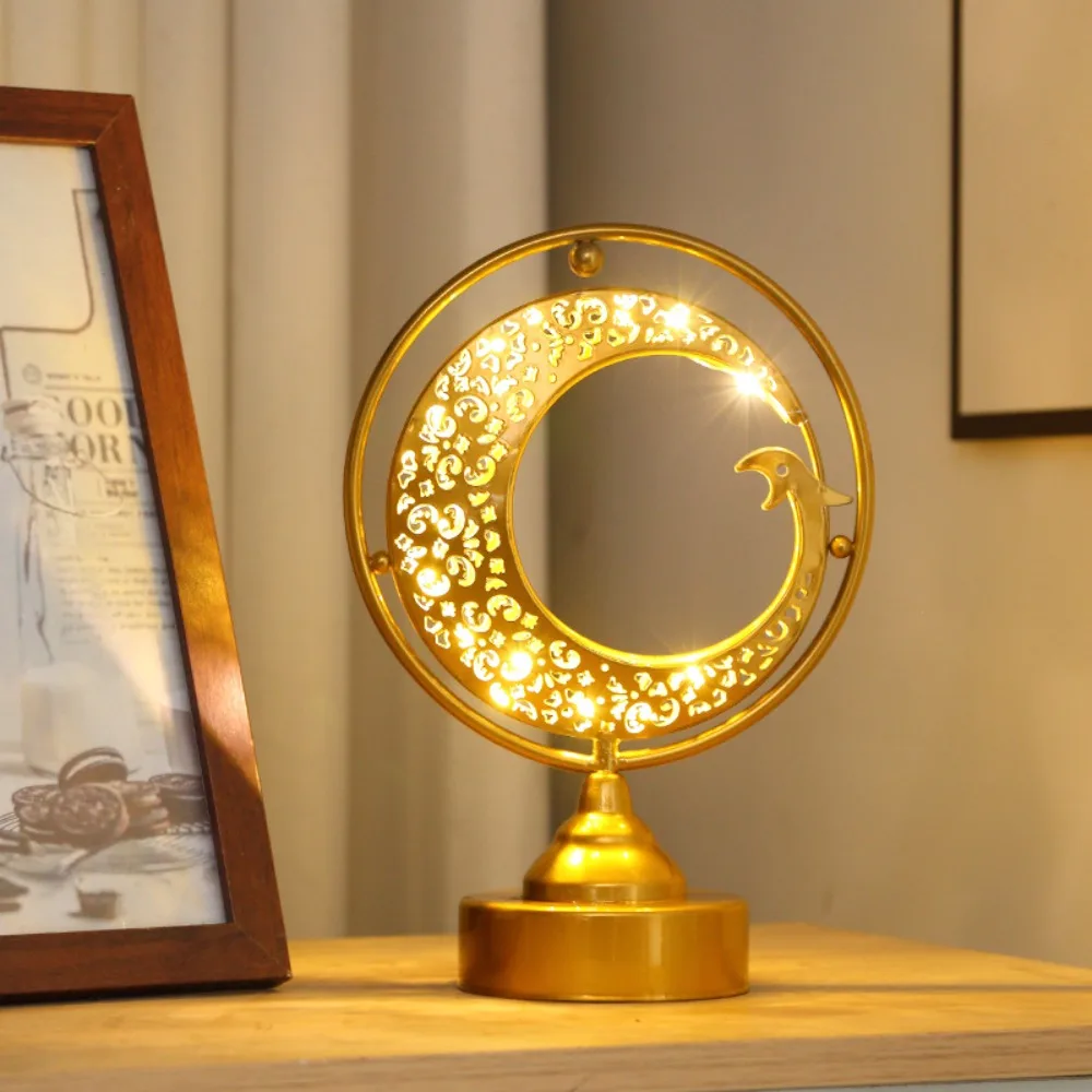 家庭用錬鉄製イードムバラク三日月ランプ中空ゴールドラマダンナイトライト暖かい光ラマダン装飾品ベッドルーム