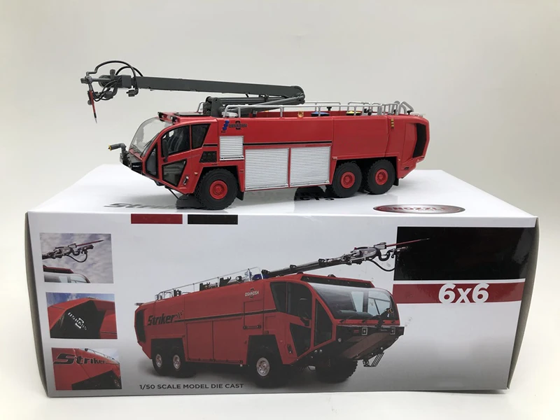 Diecast Alloy 1:50 Scale 3000 Airport Main Battle Fire Truck Alloy Engineering Vehicle Car Model Collection Souvenir