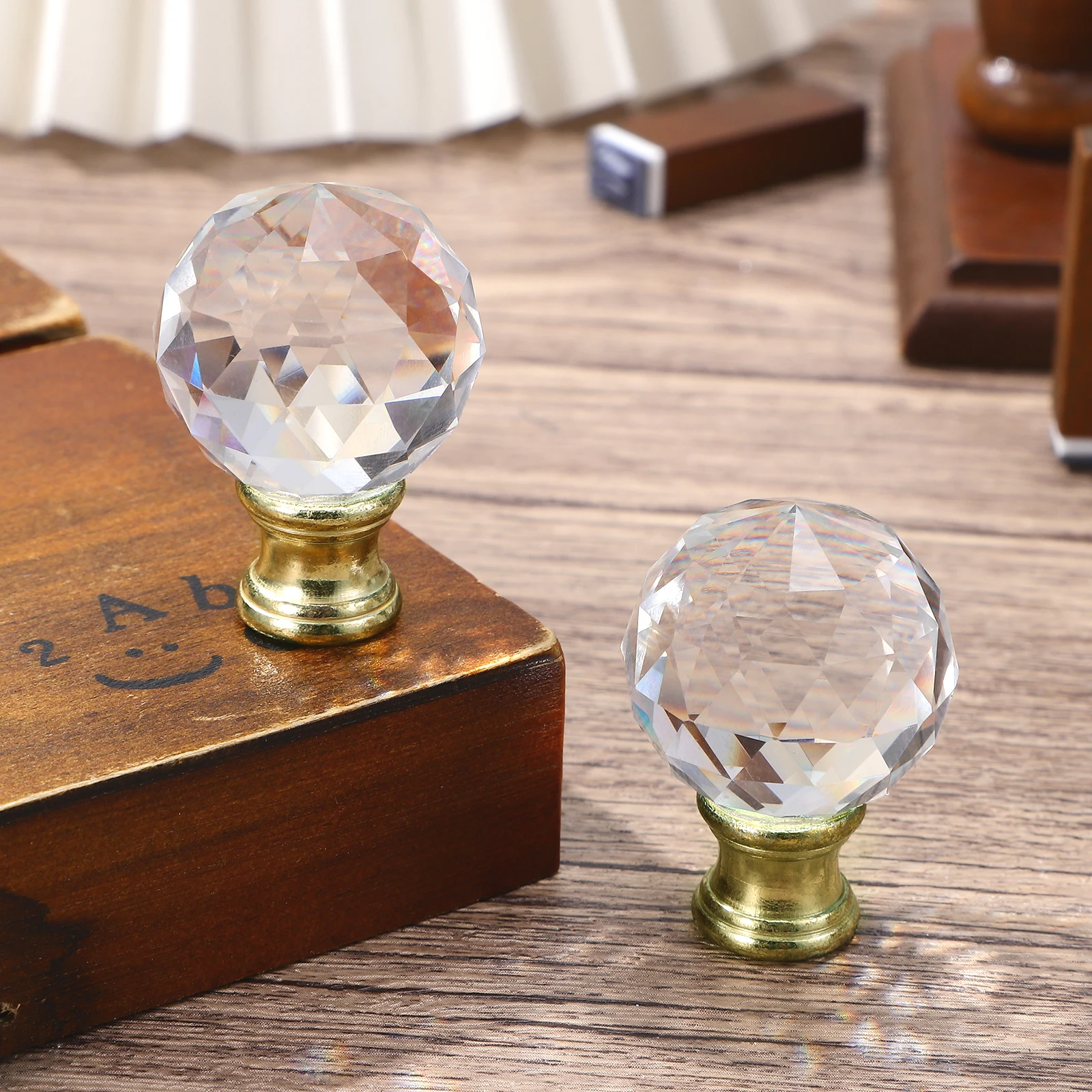 2 قطعة مصباح ديكور ذهبي Finials برغي كريستال اصطناعي على الطاولة مصباح أرضي القيثارة القبعات العالية ملحقات الإضاءة الأنيقة