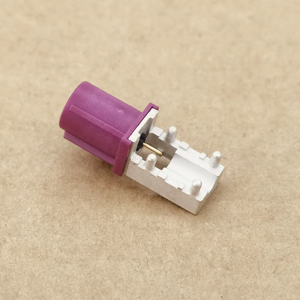 Original New 100% FAKRA-D Male Head Right Angle Male Seat Antenna Board End Socket Connector 6GHZ