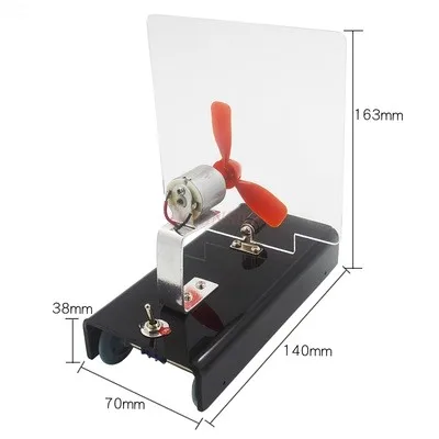 Reaction force Action force and Wind trolley Recoil propeller Air recoil dynamic science and physics experiment