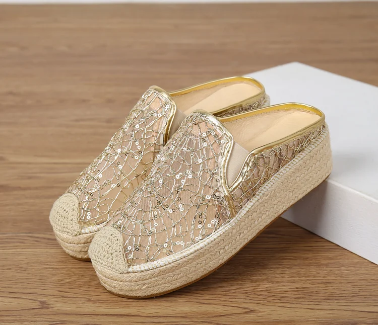 

Женские туфли из дышащей сетки на массивной плоской подошве, туфли без шнуровки на платформе с вышивкой, повседневная обувь большого размера, белая женская обувь