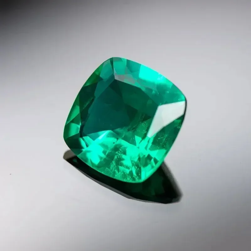 

NEW Lab Grown Emerald Green Color Square Cushion Shape Gemstone charms beads for Diy Jewelry Rings Pendants Making Material