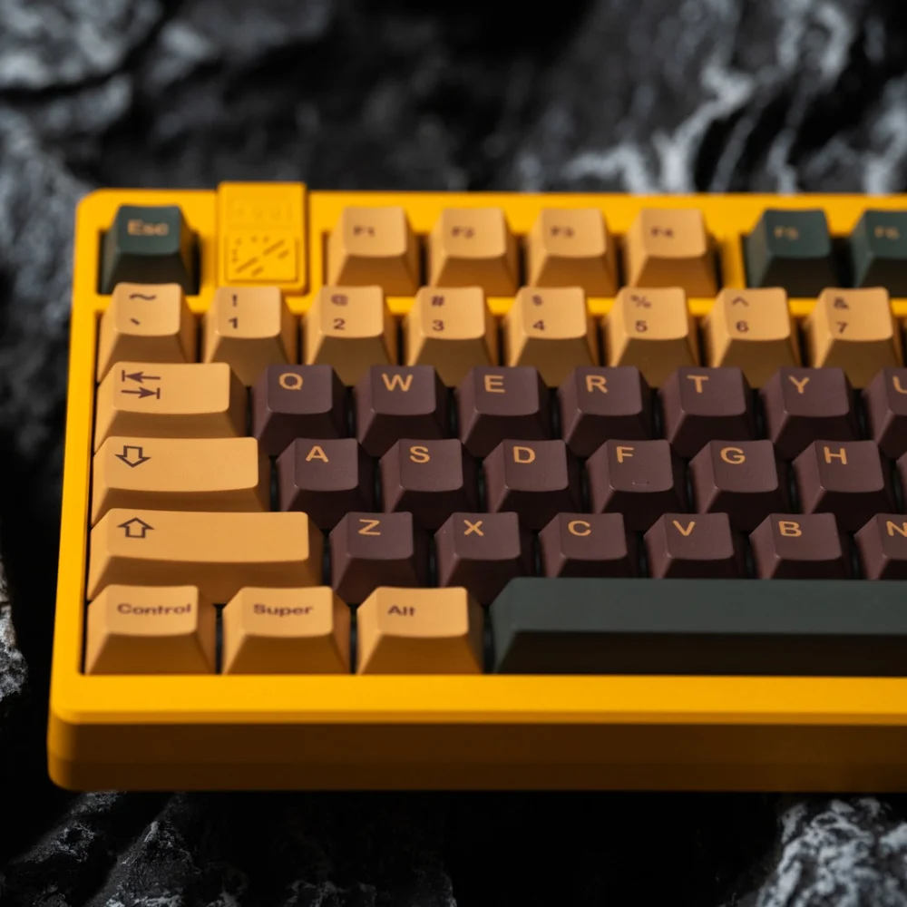 

Taurus-Van Gogh Yellow Theme Keycap PBT Sublimation Customized Original Height Button And Magnetic axis Cross shaft