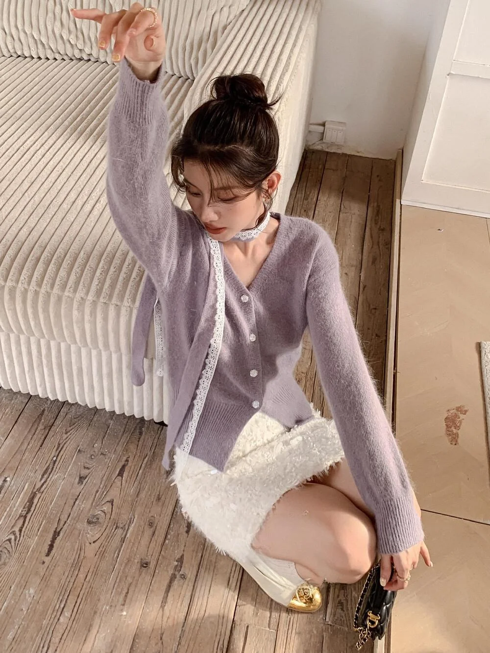 

Высококачественный романтичный мягкий вельветовый кардиган с цветочным узором, V-образным вырезом, короткий, теплый, на пуговицах