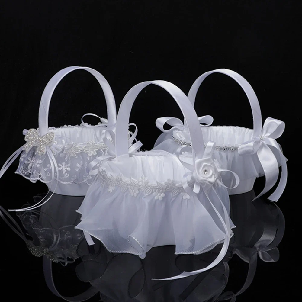 White Lace Storage Baskets Flower Girls Basket Hand Held Basket Wedding Flower Basket Wedding Party Decorations