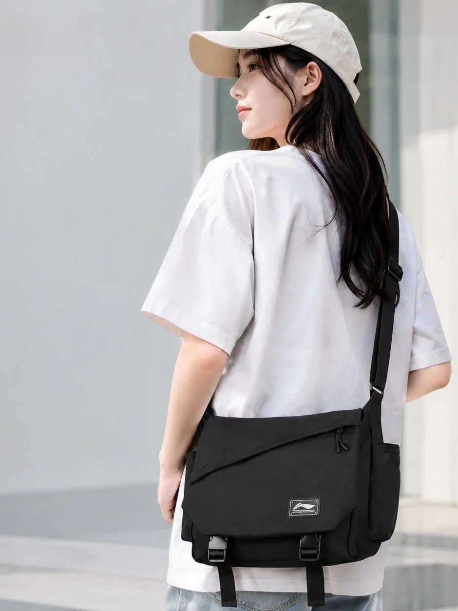 unisex-outdoor-sports-canvas-crossbody-bag-large-capacity-messenger-bag-convenient-carry-design-with-water-bottle-holder