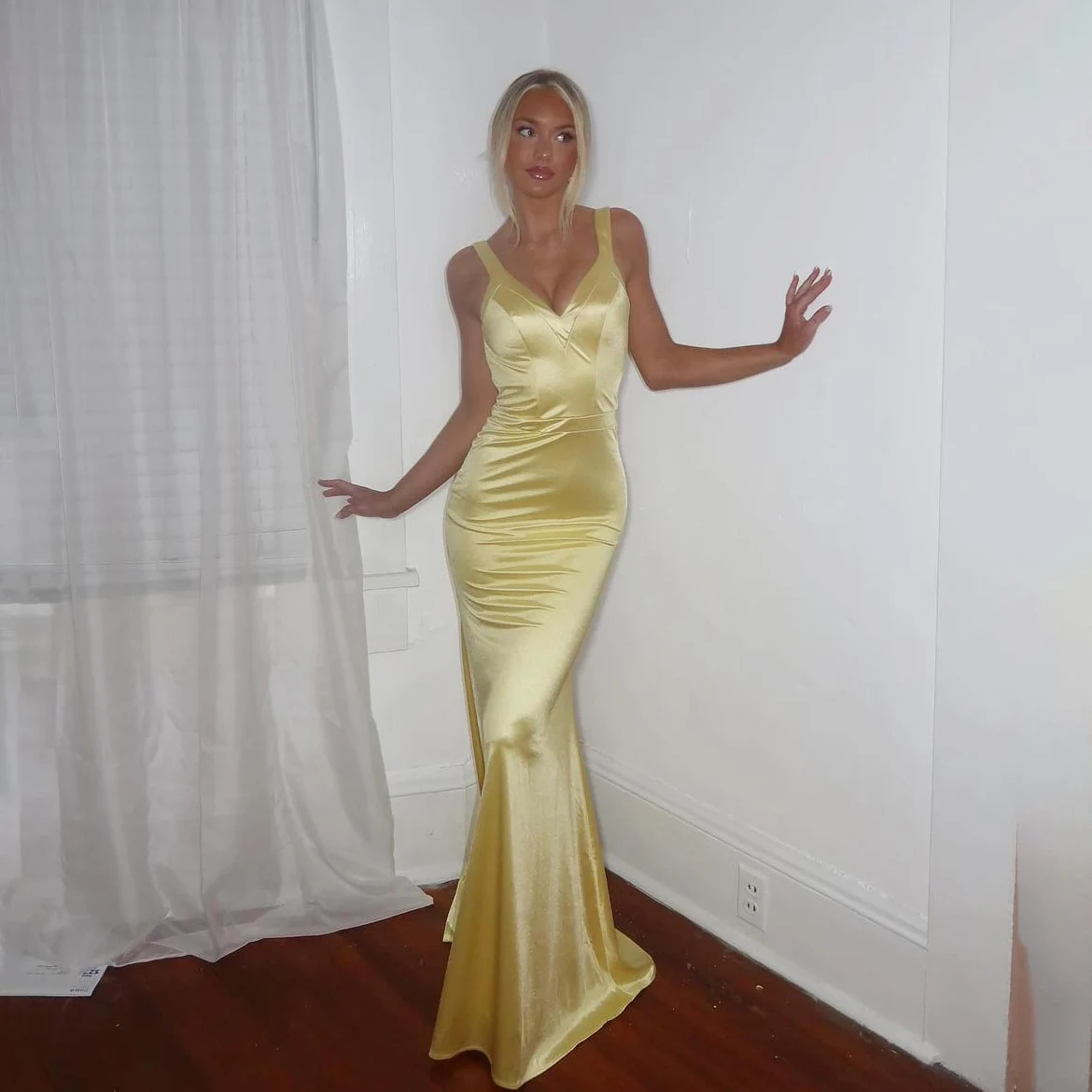 OEING V-Neck Luxury Garden Evening Dresses Mermaid Yellow Sleeveless Formal Birthday Floor Length Elegant Prom Gown Party Women