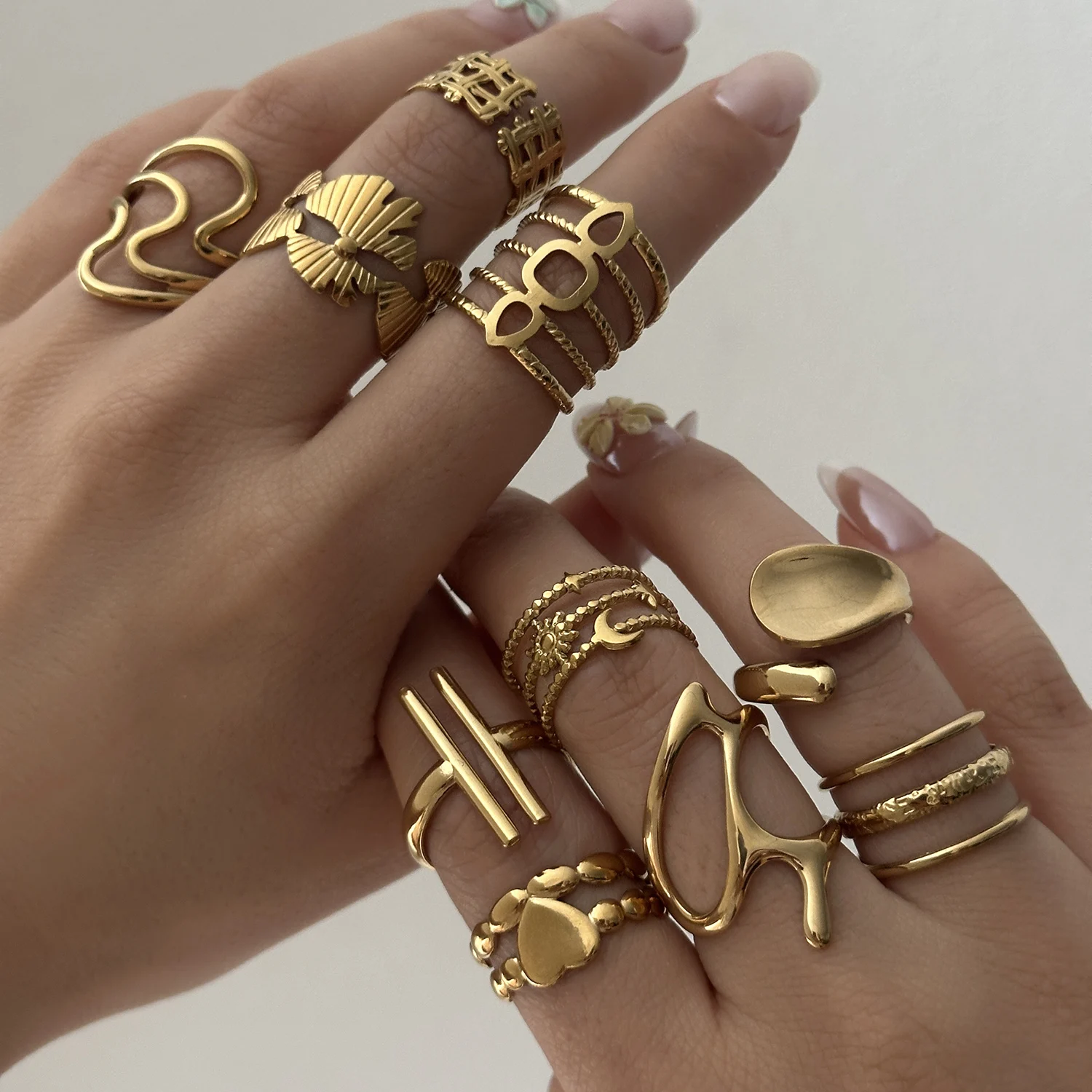 Luxury Geometric Irregular Textured Stainless Steel Gold Tone Ring for Women Stackable Statement Wedding Party Elegant Jewelry