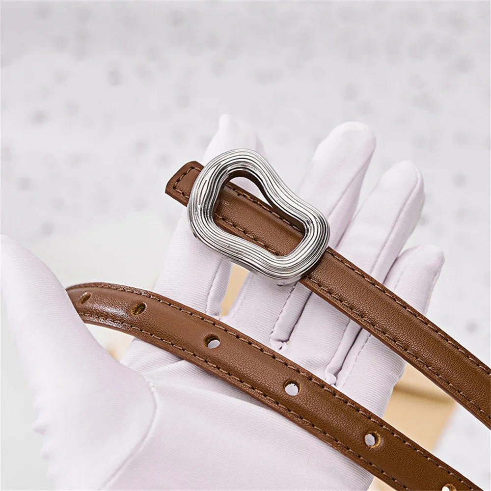 حزام أنيق للنساء، حزام بإبزيم معدني أنيق، حزام من الجلد الطبيعي، تصميم كاجوال، حزام خصر لتي شيرت جينز
