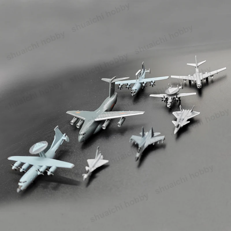 1Set Fighter Jet Model 1/700 Scale Transport Aircraft Fighting Airplane DIY Colored Finished Product Collection Models Ornaments