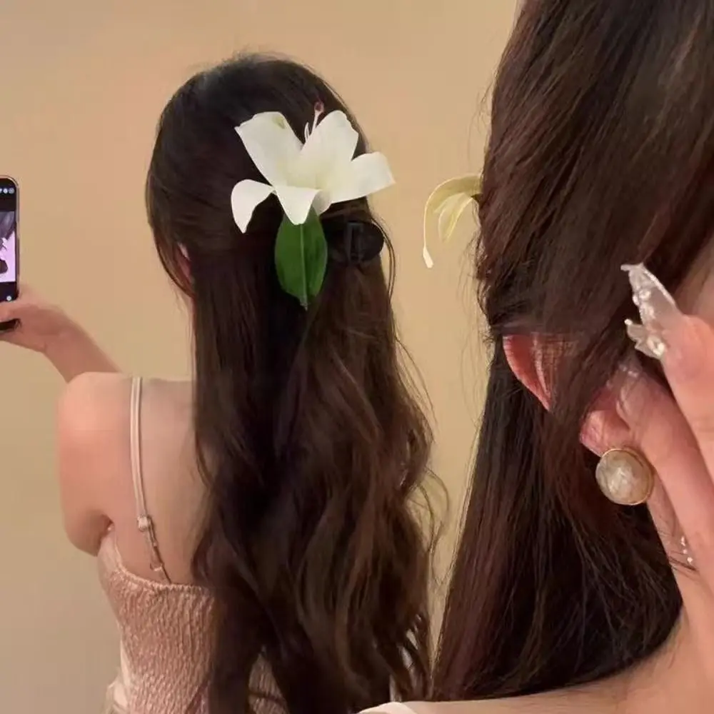 

Bohemia Barrettes Lilium Flower Hair Claw Large Shark Clip Ponytail Clip Calla Hair Clip Cute Hairpin Korean Style Headwear