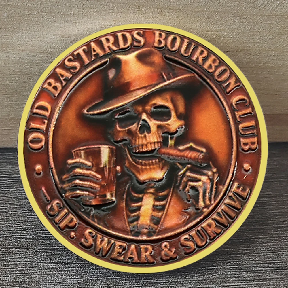 Moneda de Miembro de por Vida del Club Old Bastards Bourbon, 100% de membresía con emblema de calavera y barril, regalo réplica para entusiastas del bourbon