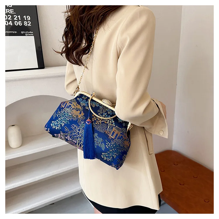 Chinese Style Hanfu Evening Bag For Women Vintage Print Tassel Clutches Metal Handle Handbags Wedding Party Chain Shoulder bag