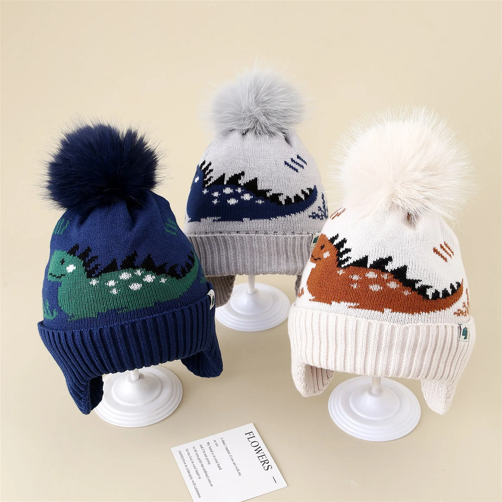 Czapka z uszkami dinozaura Suefunskry dla dzieci w wieku 3-8 lat, miękka, urocza, ciepła zimowa nakrycie głowy