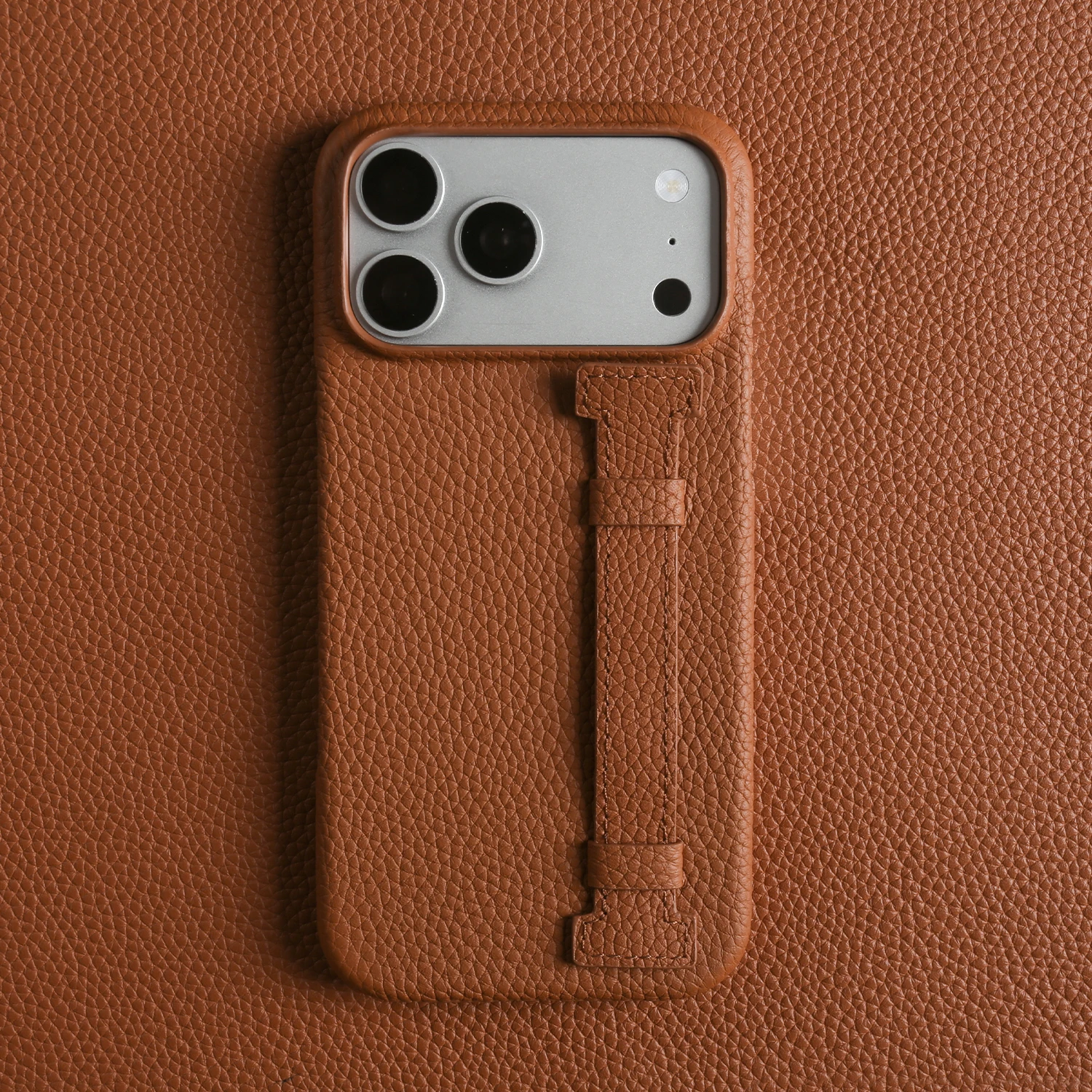 

Genuine Leather Case With Wrist Strap Kickstand For iPhone 17 Pro Max 17e 16e 16 15 14 13 12 Mini 11 Back Cover Case Coque Funda