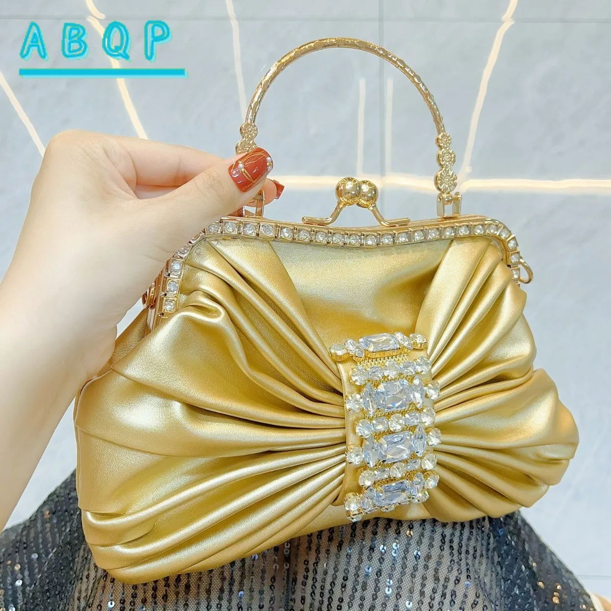New Dinner Women's Bag Luxury Brand Fashion Handmade Diamond Women's Handbag Shiny Banquet Mini Shoulder Bag High Quality 2